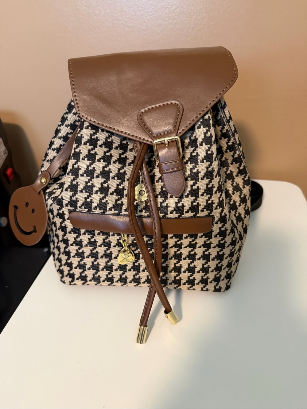 Classic Houndstooth Drawstring Backpack - Brown/Black
